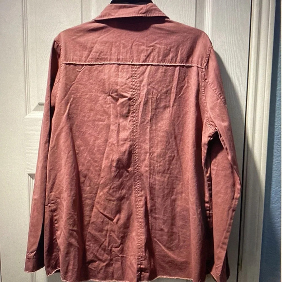 Westbound Womens Denim Jean Jacket Tattered Edges Metal Buttons Size L NWT - Picture 6 of 8